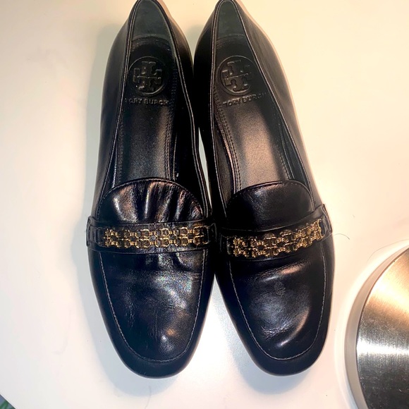 Tory Burch | black Leather Chain-Link Accents Loafers | size 7.5 - Picture 5 of 13
